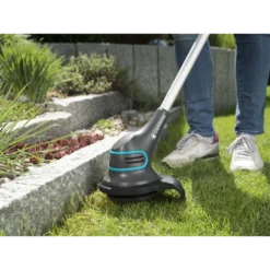 Accu Trimmer SmallCut Li-14/23R - Gardena 7 Accu Trimmer SmallCut Li-14/23R - Gardena -Biezen Winkel accu trimmer smallcut li 14 23r gardena 3 4