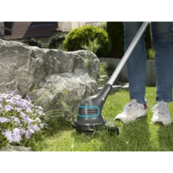 Accu Trimmer SmallCut Li-14/23R - Gardena 8 Accu Trimmer SmallCut Li-14/23R - Gardena -Biezen Winkel accu trimmer smallcut li 14 23r gardena 4 4