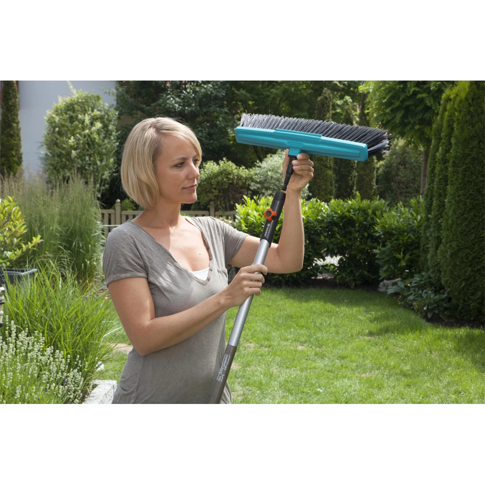 Combisysteem Straatbezem Met Schraper - Gardena 6 Combisysteem Straatbezem Met Schraper - Gardena - Afbeelding 6